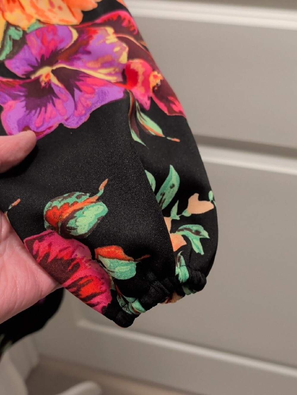 SIENA $128 NWT Size 4 Black Floral Wrap Dress with Orange & Purple Blooms - Picture 3 of 11